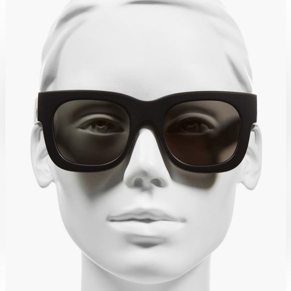 Sold out everywhere - VALLEY
'Parasitos'
51mm Sunglasses - Picture 2 of 8